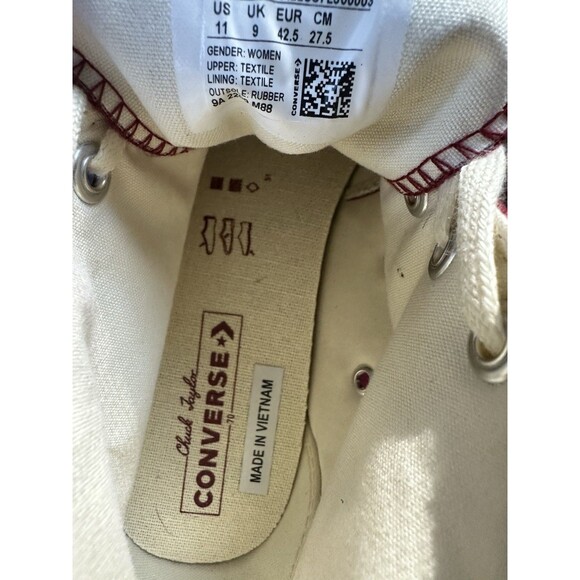 Size 11 - Converse Chuck Taylor All Star High Embroidered Hearts - Cherry... - Picture 11 of 11